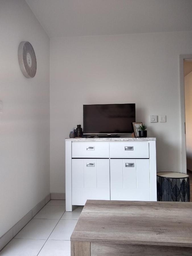 Appartement Confortable Avec Parking Prive シルティグアイム エクステリア 写真