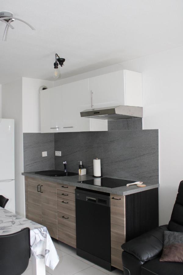 Appartement Confortable Avec Parking Prive シルティグアイム エクステリア 写真